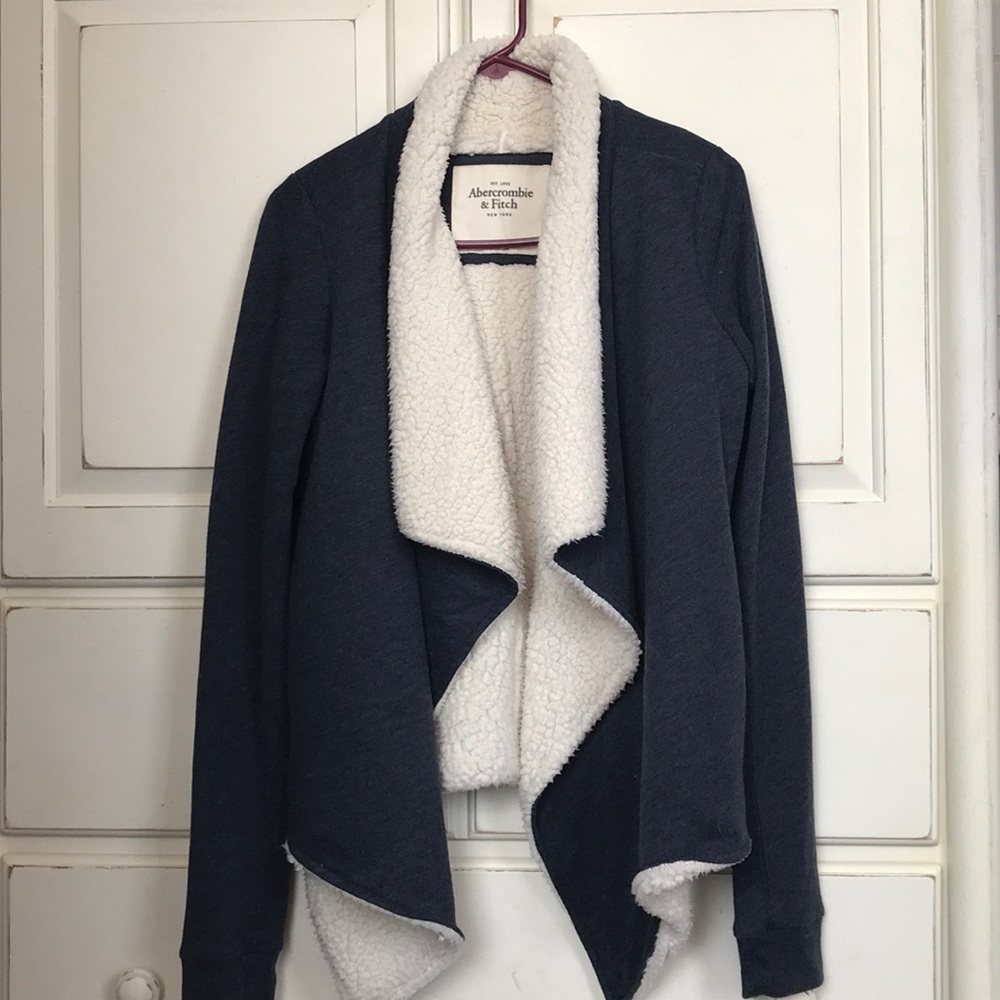 Abercrombie & Fitch cozy fur jacket